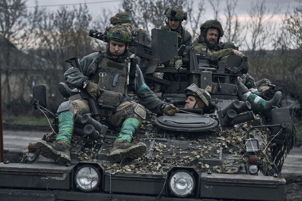 Tướng Ukraine tiết lộ rạn nứt giữa chính phủ và quân đội